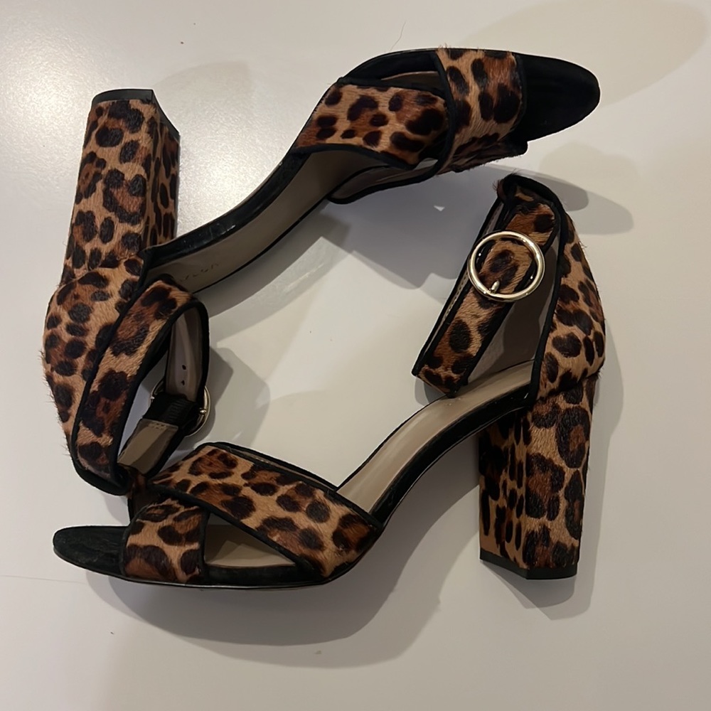 Ann Taylor Calf hair leopard print ankle strap block heels size 6.5